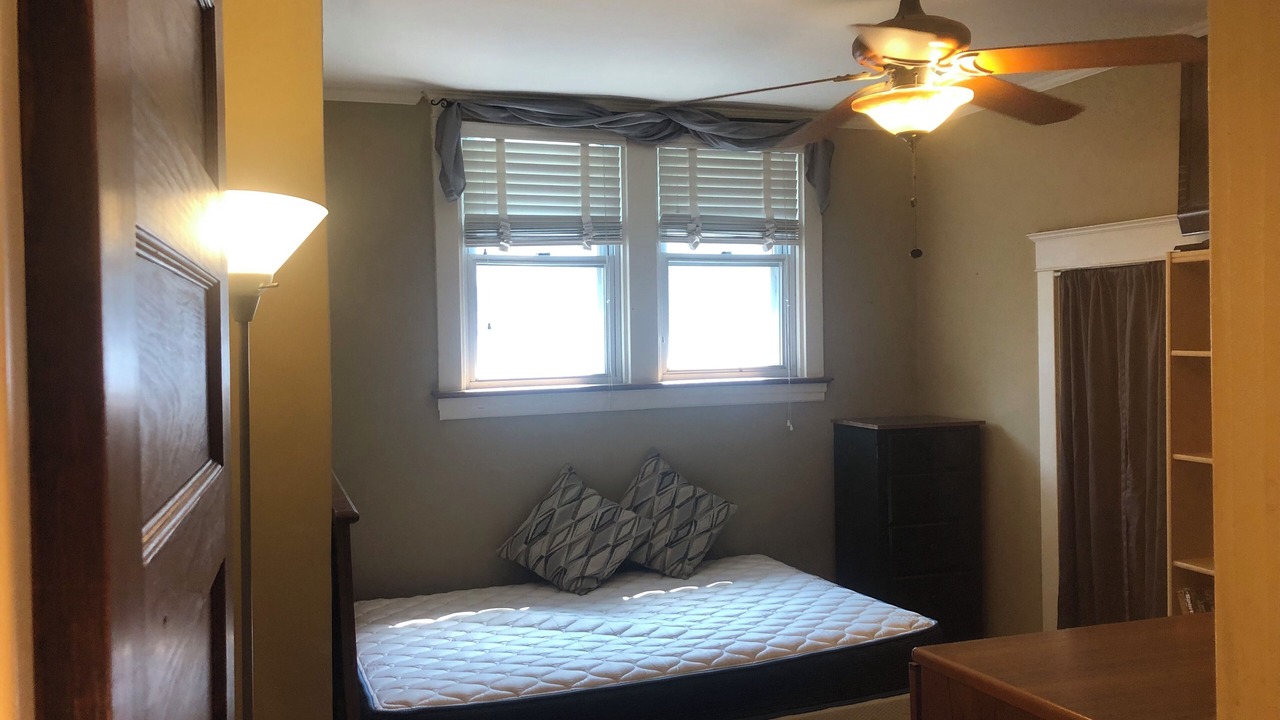 Photo of Bedroom in Oak Park