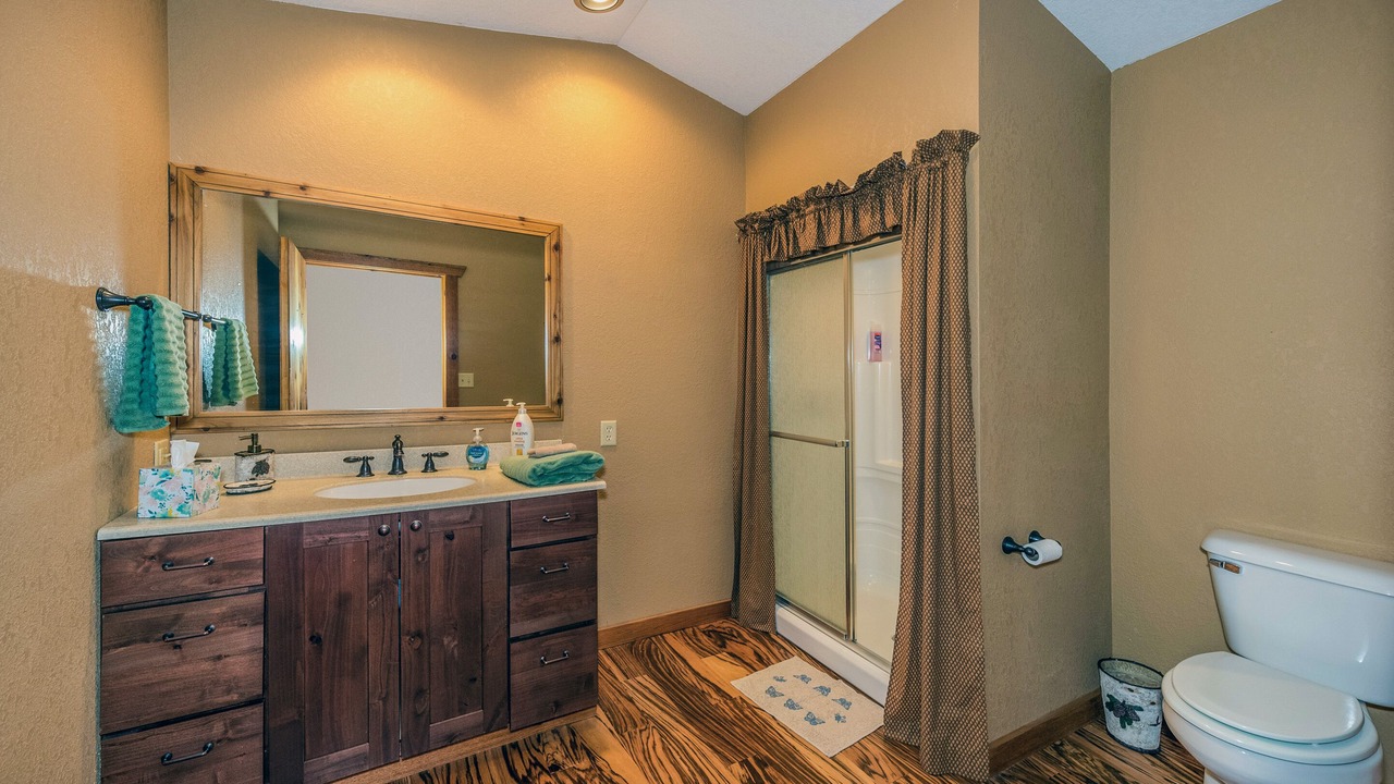Photo of Bathroom in Papineau