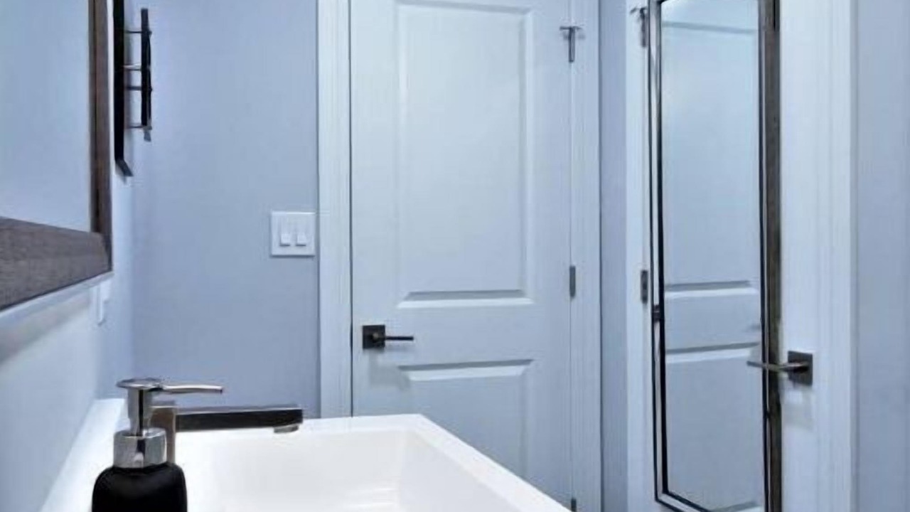 Photo of Bathroom in Forest Park