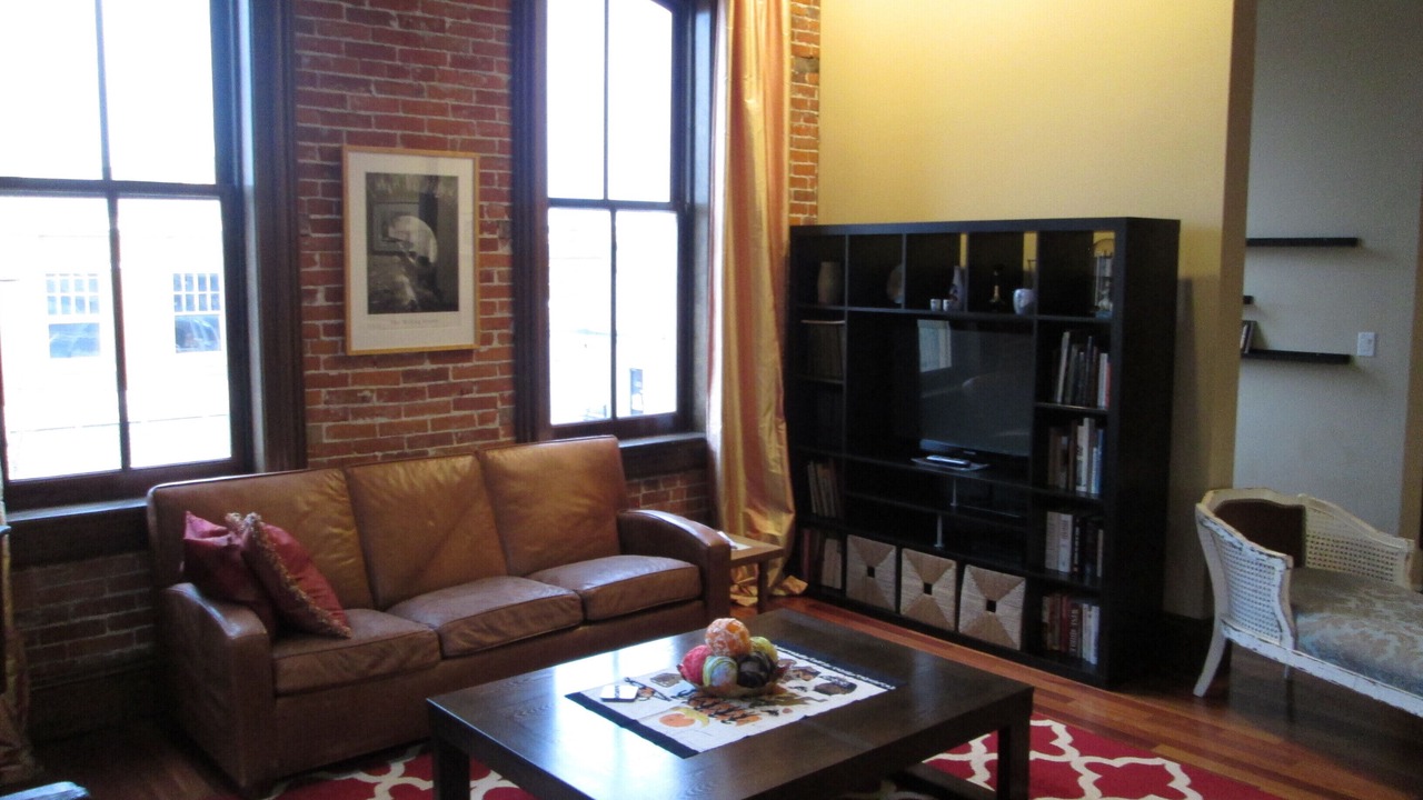 Photo of Livingroom in Belleville