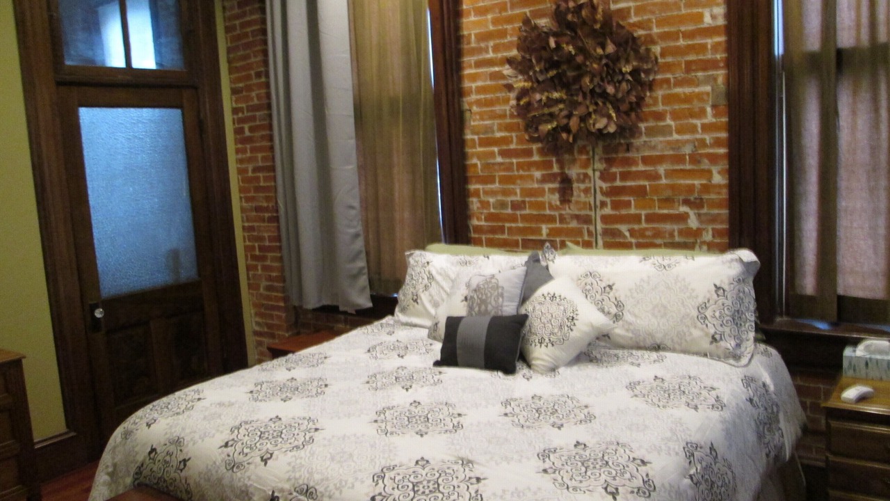 Photo of Bedroom in Belleville