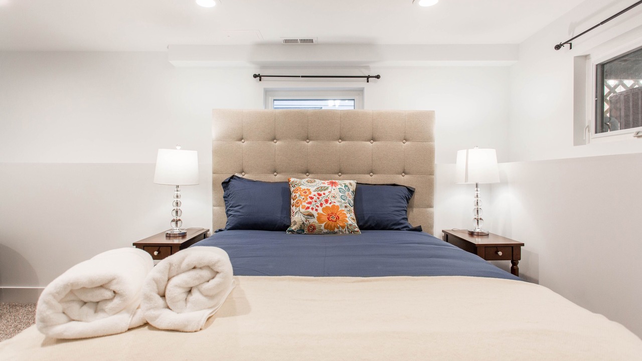 Photo of Bedroom in Albany Park