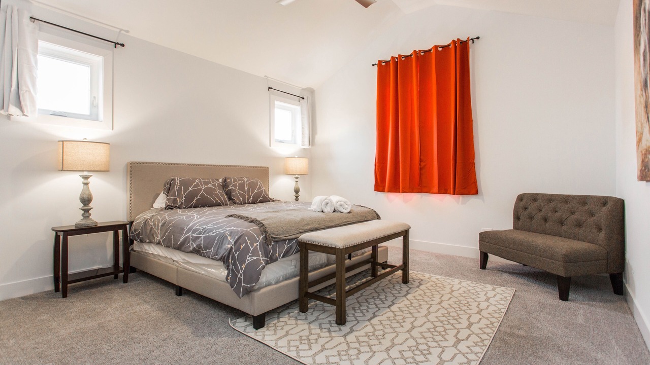 Photo of Bedroom in Albany Park