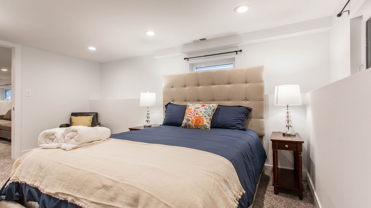 Photo of Bedroom in Albany Park