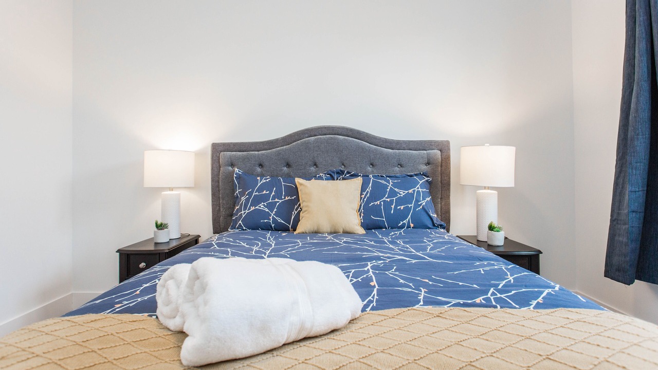 Photo of Bedroom in Albany Park