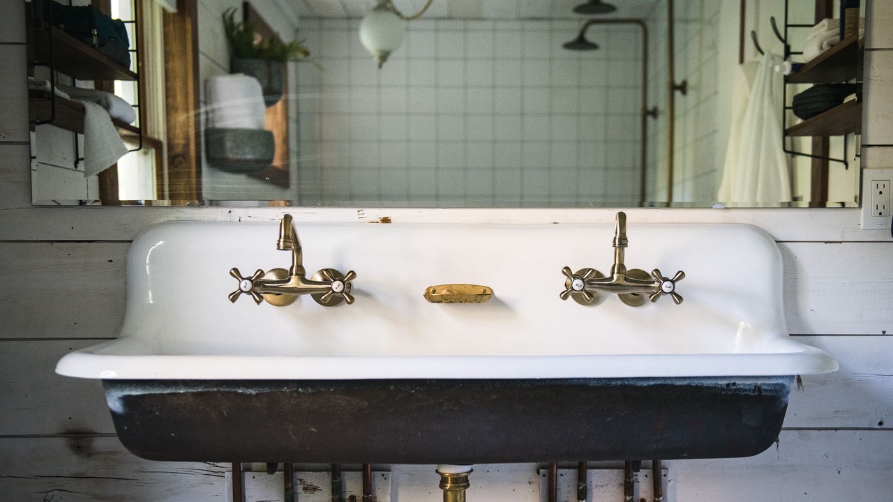Photo of Bathroom in Putnam County