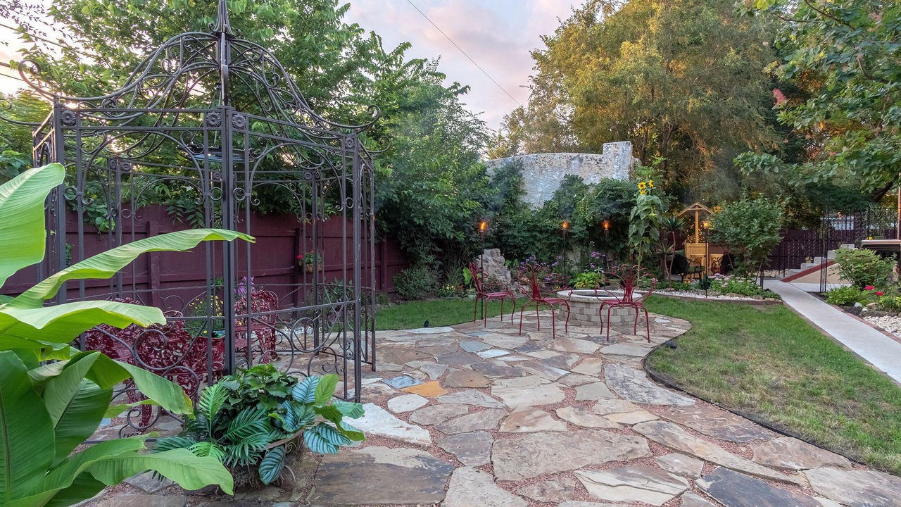 Photo of Outdoor in Rockford