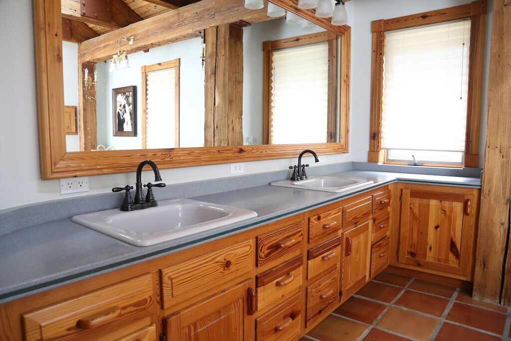Photo of Bathroom in Elizabeth