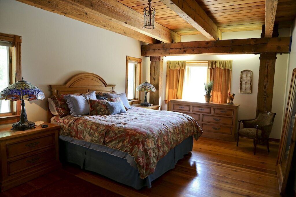 Photo of Bedroom in Elizabeth