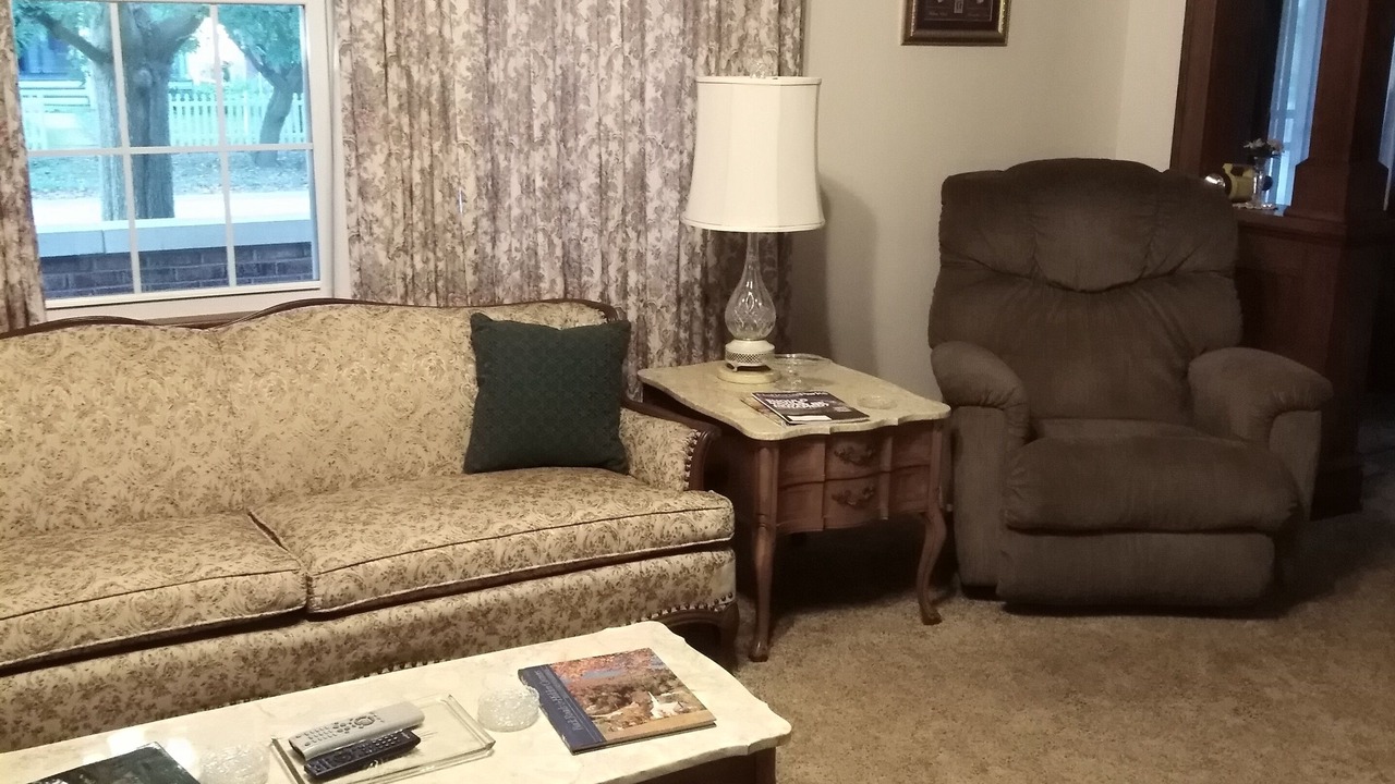 Photo of Livingroom in Girard