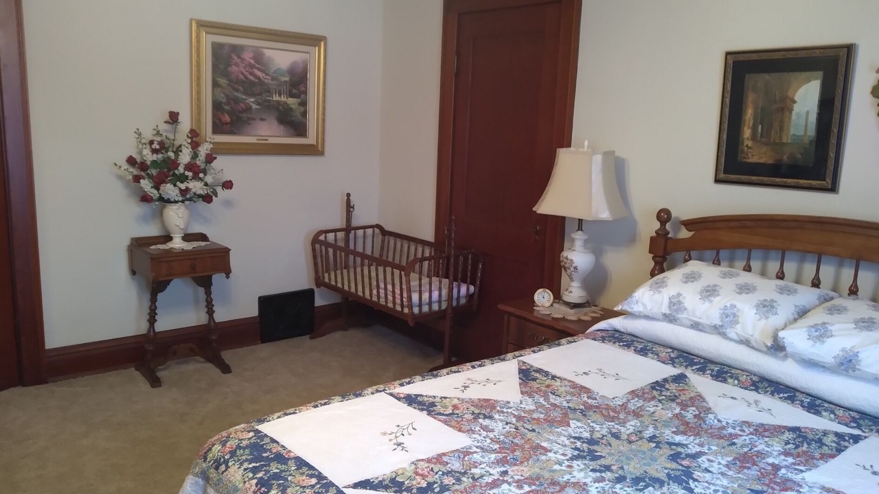 Photo of Bedroom in Girard