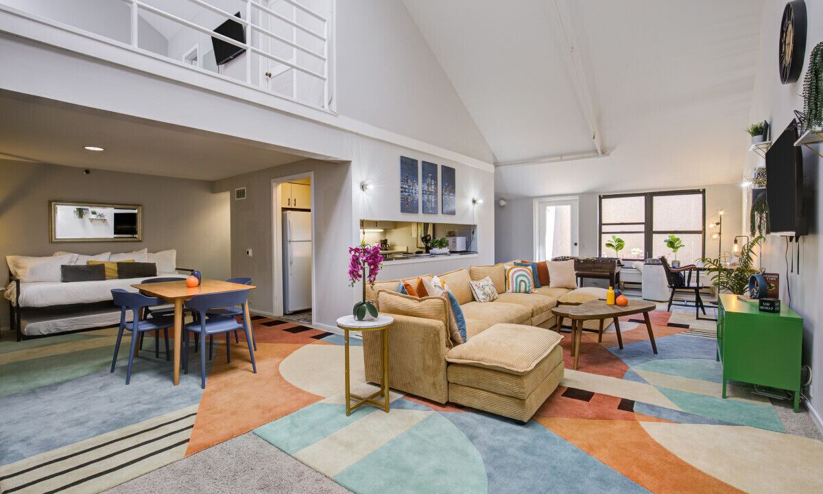 Photo of Livingroom in Printers Row