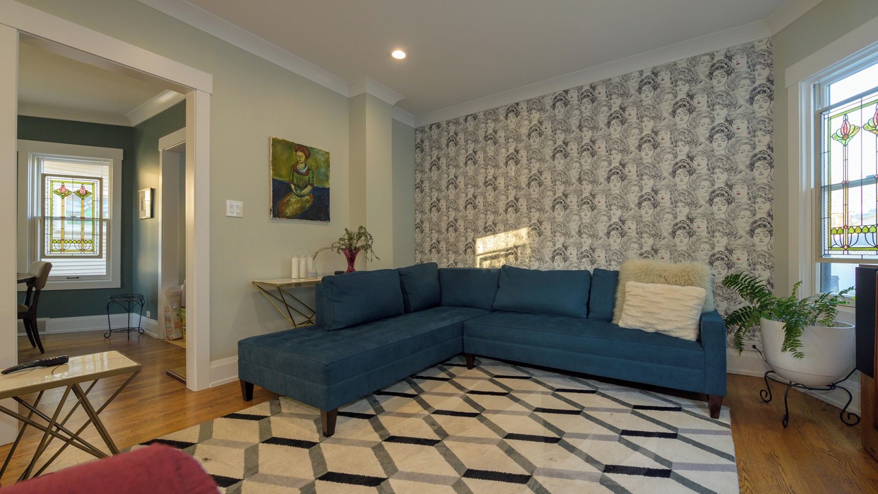 Photo of Livingroom in Old Irving Park