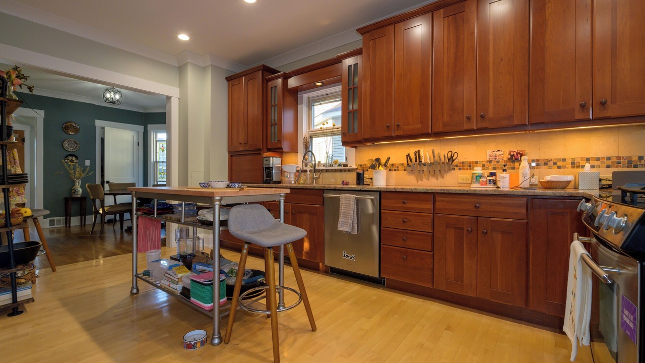 Photo of Kitchen in Old Irving Park