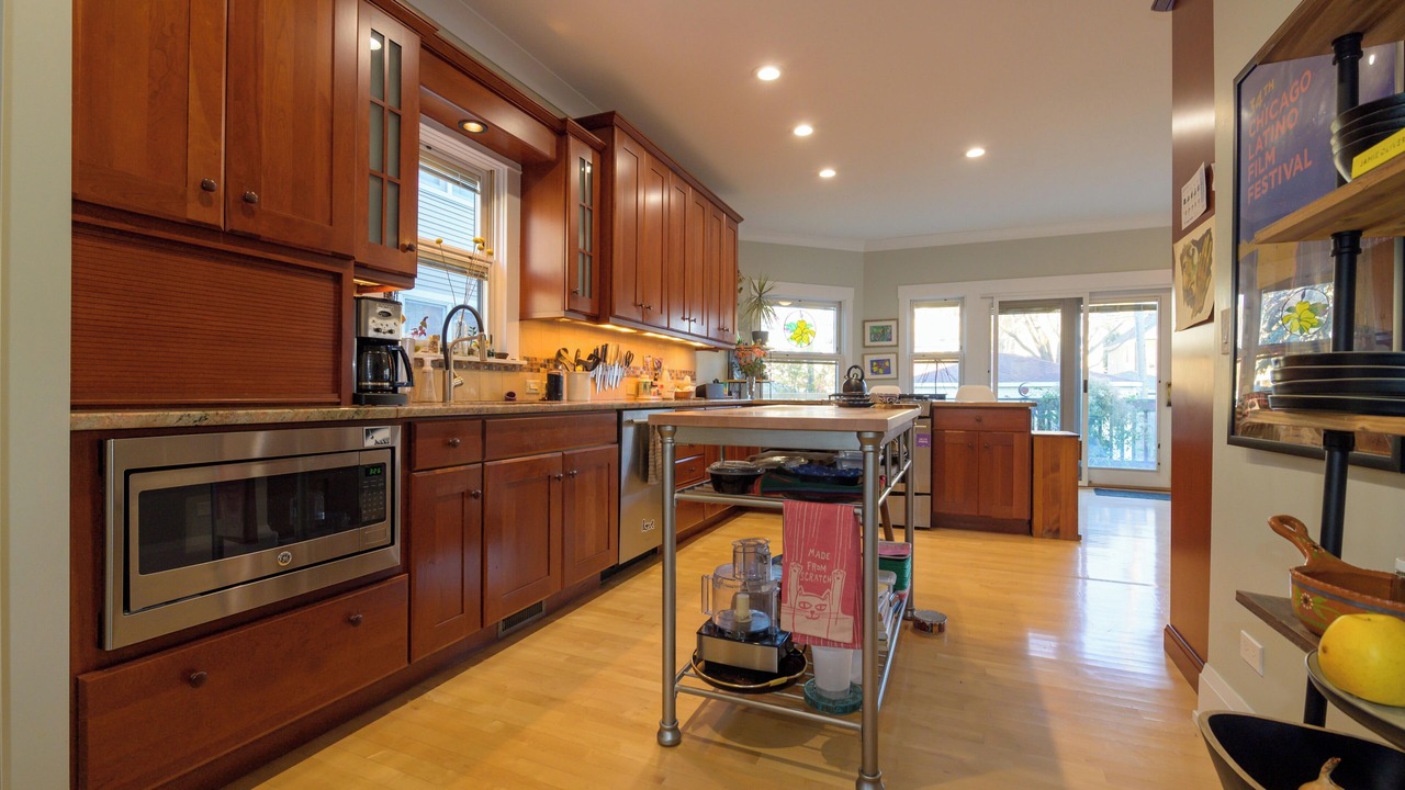 Photo of Kitchen in Old Irving Park