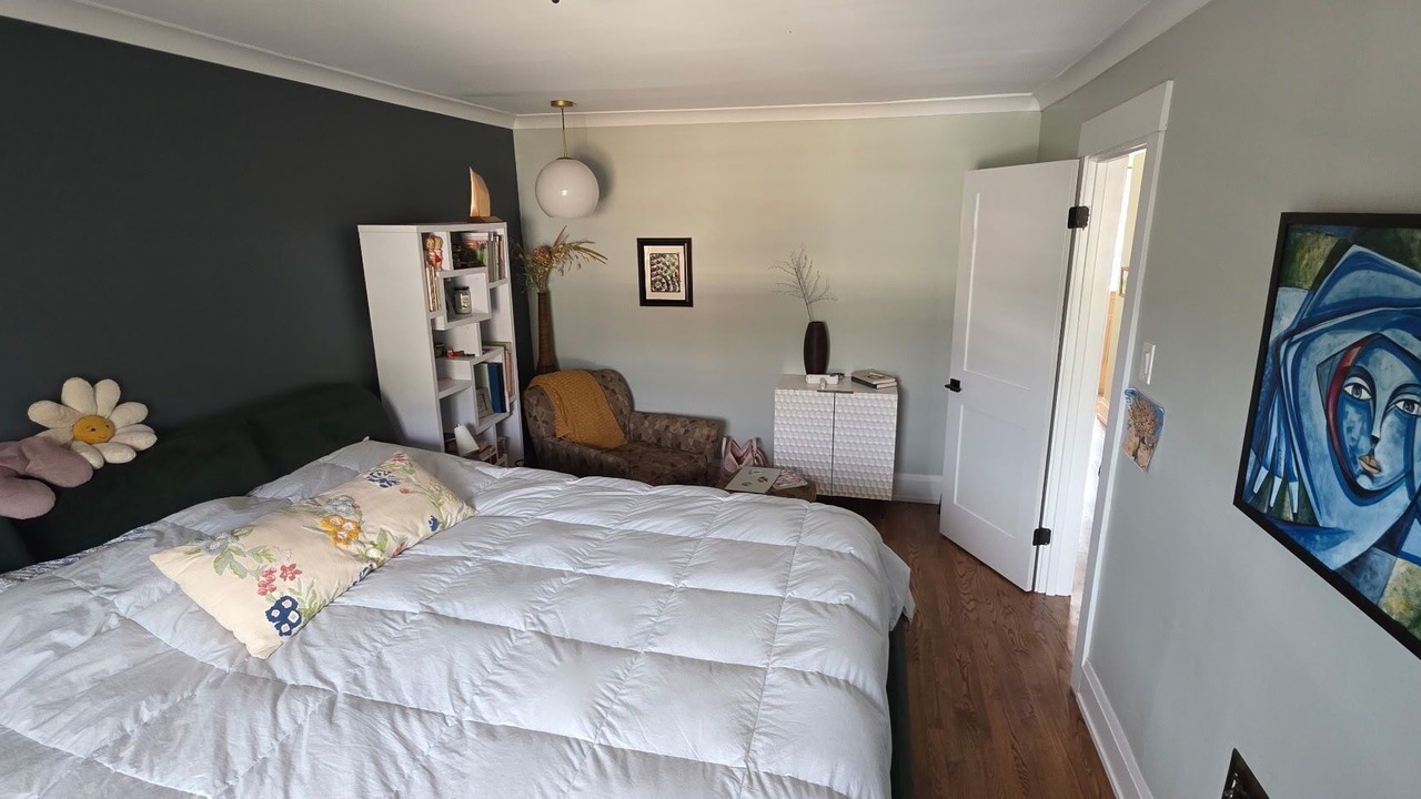 Photo of Bedroom in Old Irving Park