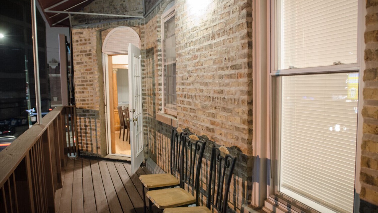 Photo of Outdoor in Wrigleyville