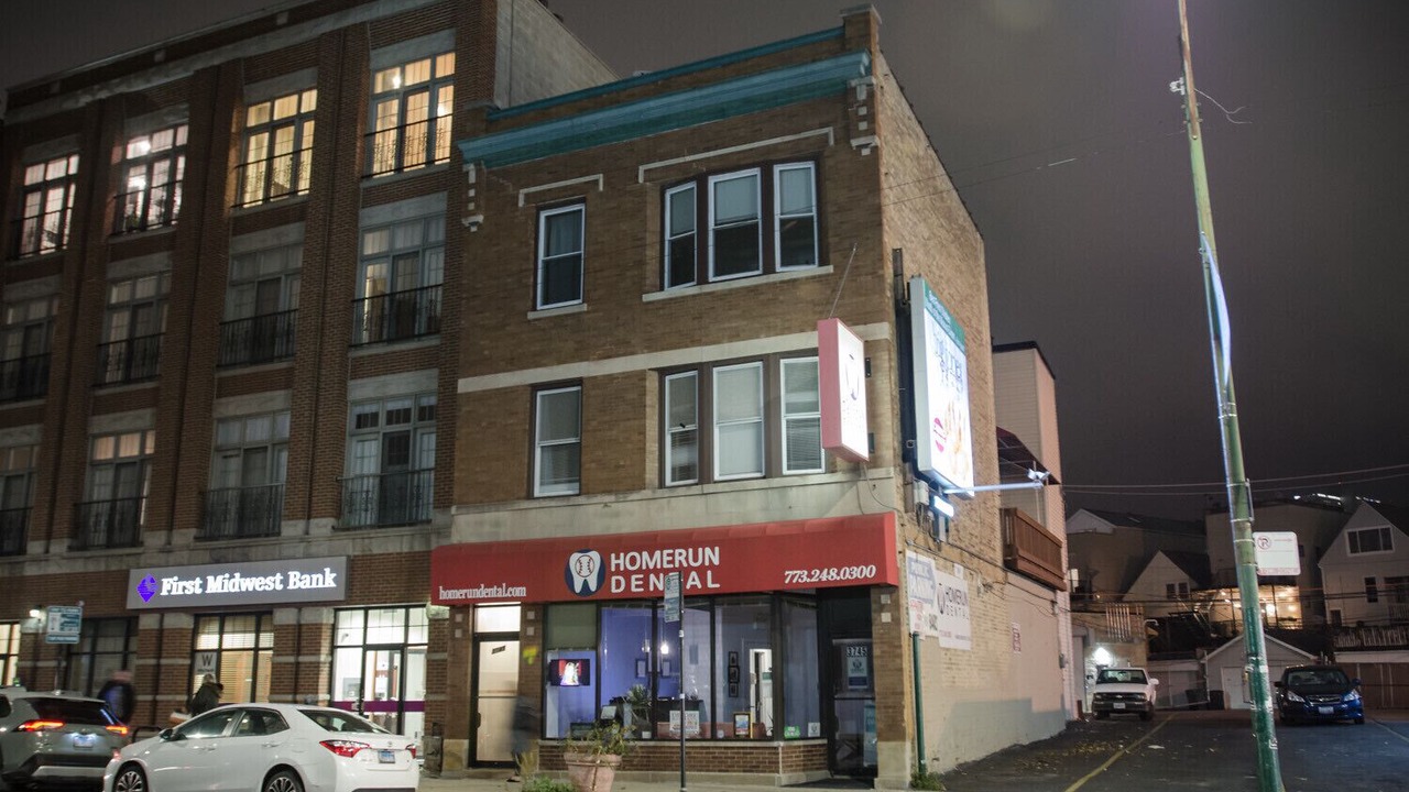 Photo of Outdoor in Wrigleyville