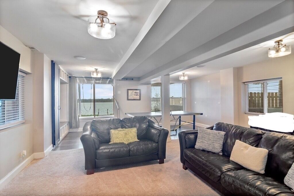 Photo of Livingroom in Fox Lake