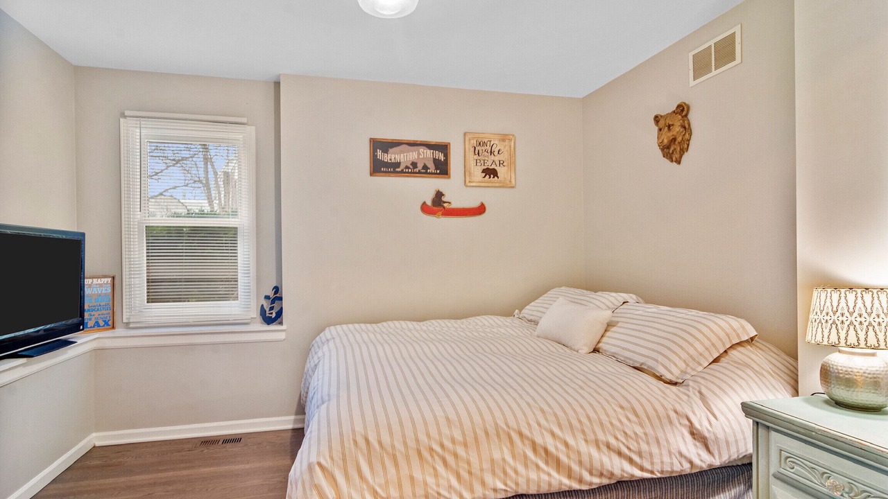 Photo of Bedroom in Fox Lake