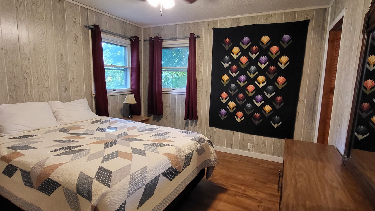 Photo of Bedroom in Hardin County
