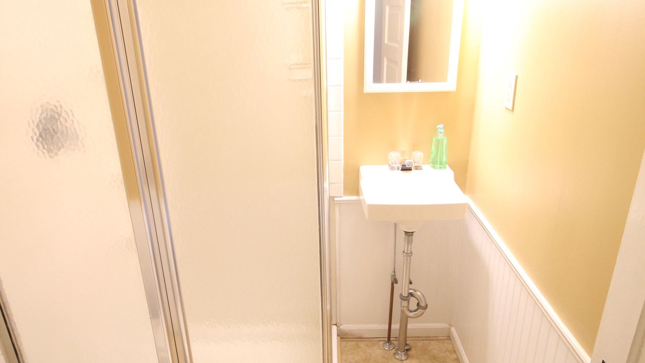 Photo of Bathroom in Urbana