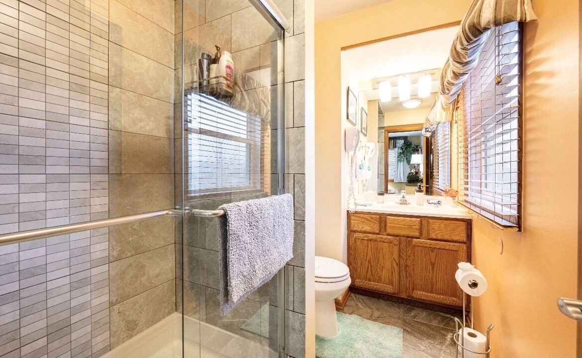 Photo of Bathroom in Hoffman Estates