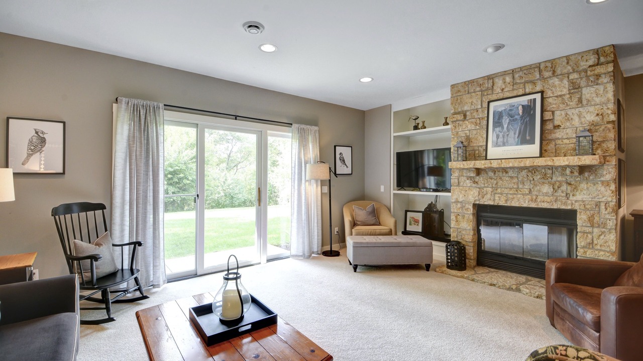 Photo of Livingroom in The Galena Territory