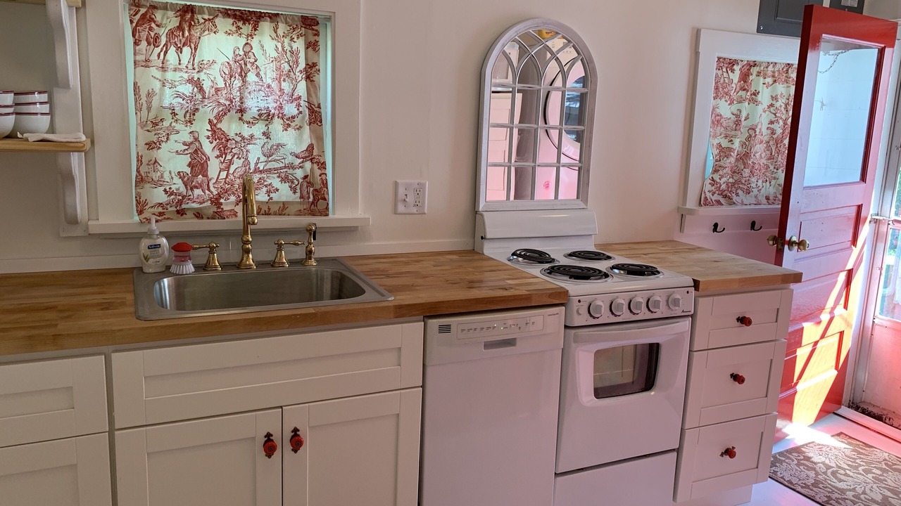 Photo of Kitchen in Nauvoo