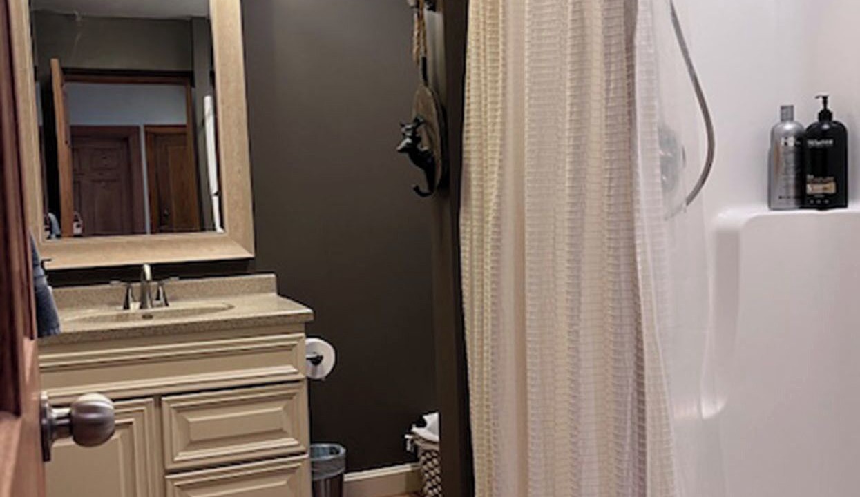Photo of Bathroom in Galena