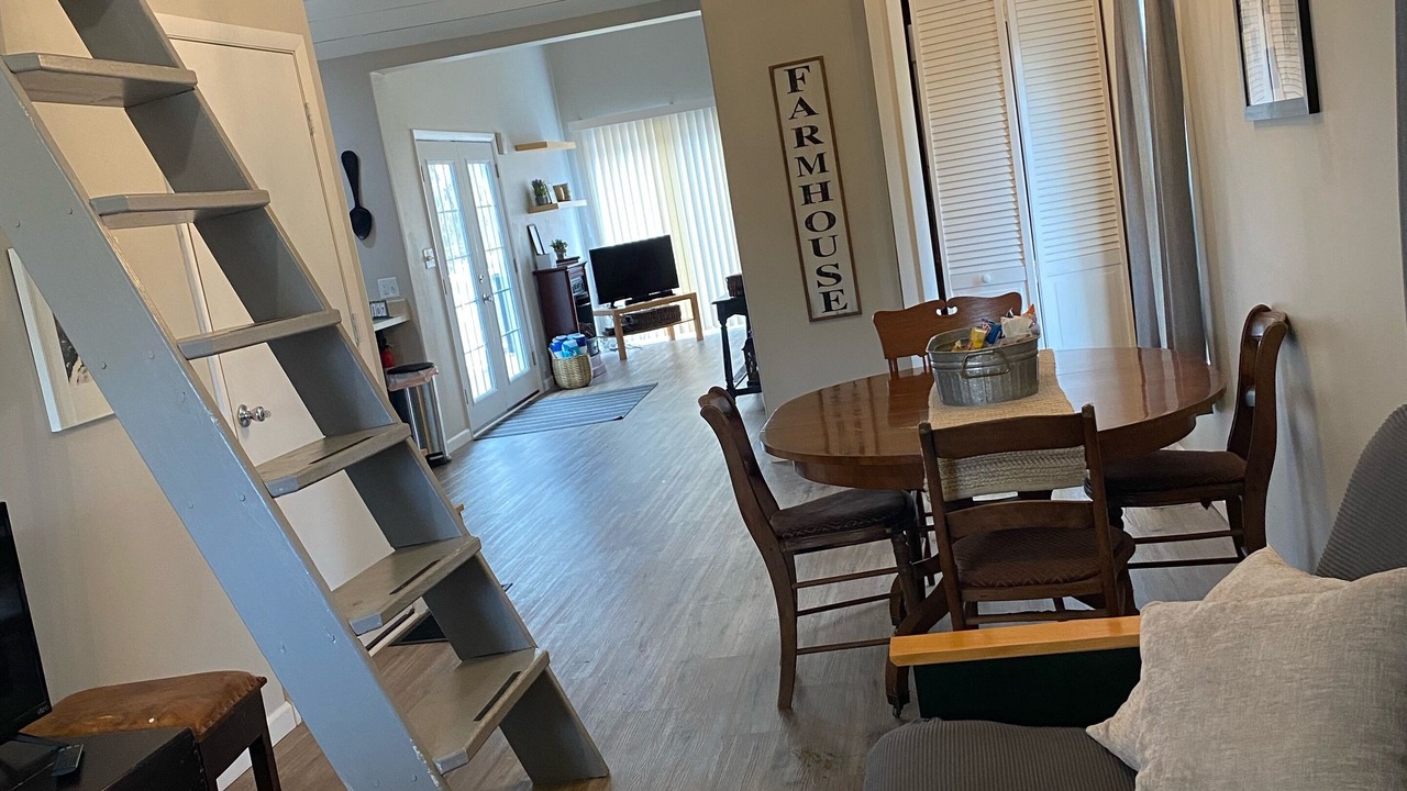 Photo of Livingroom in Alto Pass
