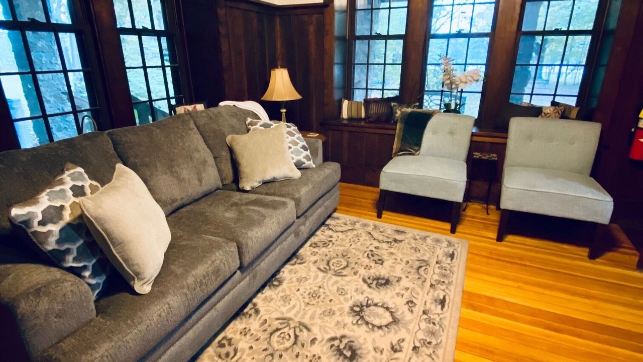 Photo of Livingroom in Galt