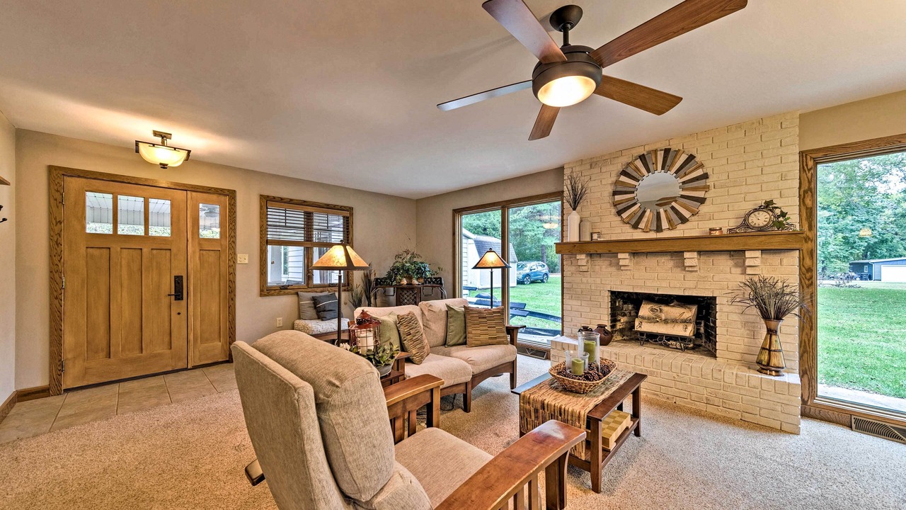 Photo of Livingroom in Effingham