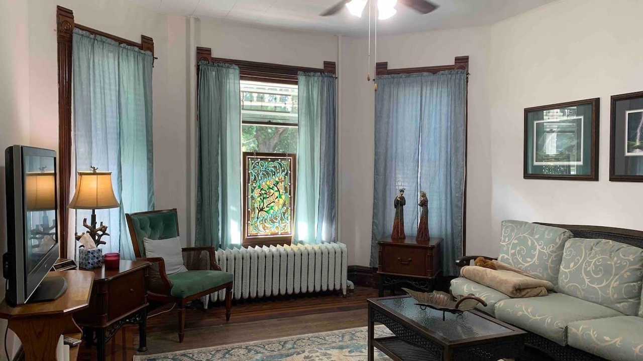 Photo of Livingroom in Bushnell