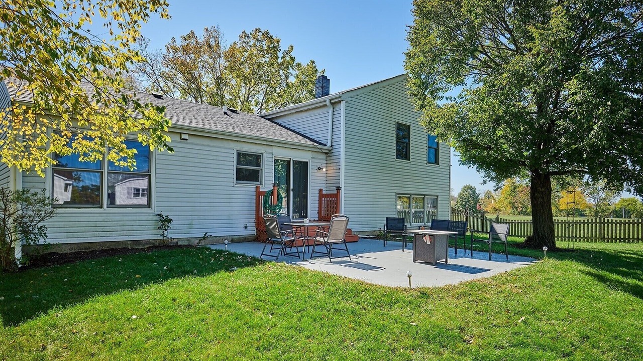 Photo of Outdoor in Plato Center