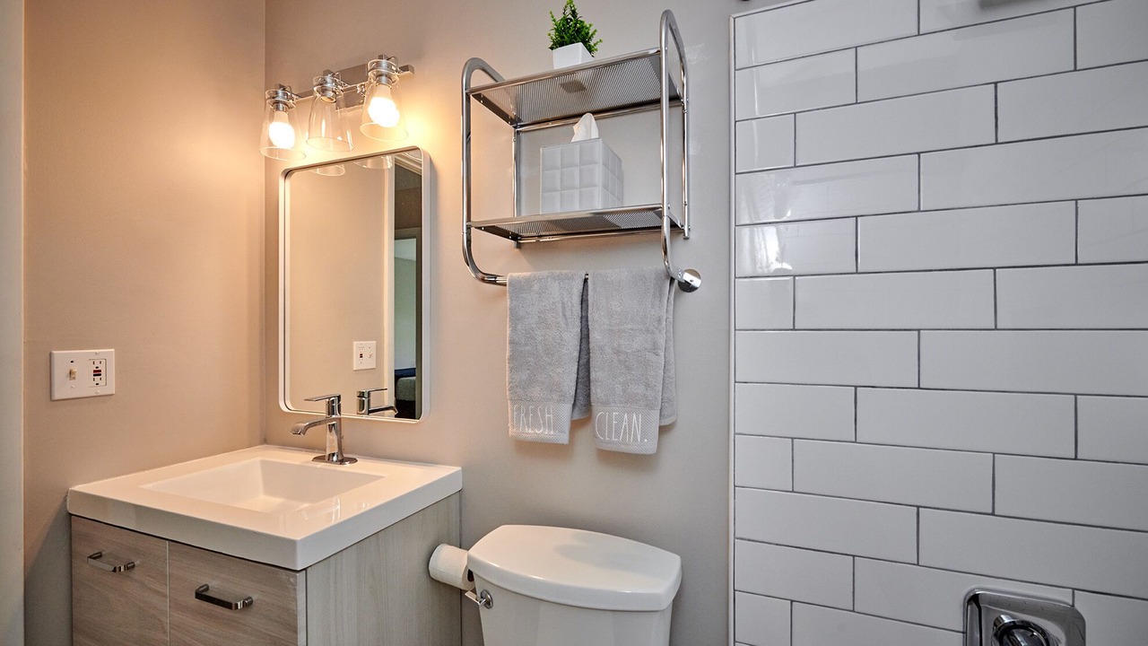 Photo of Bathroom in Plato Center