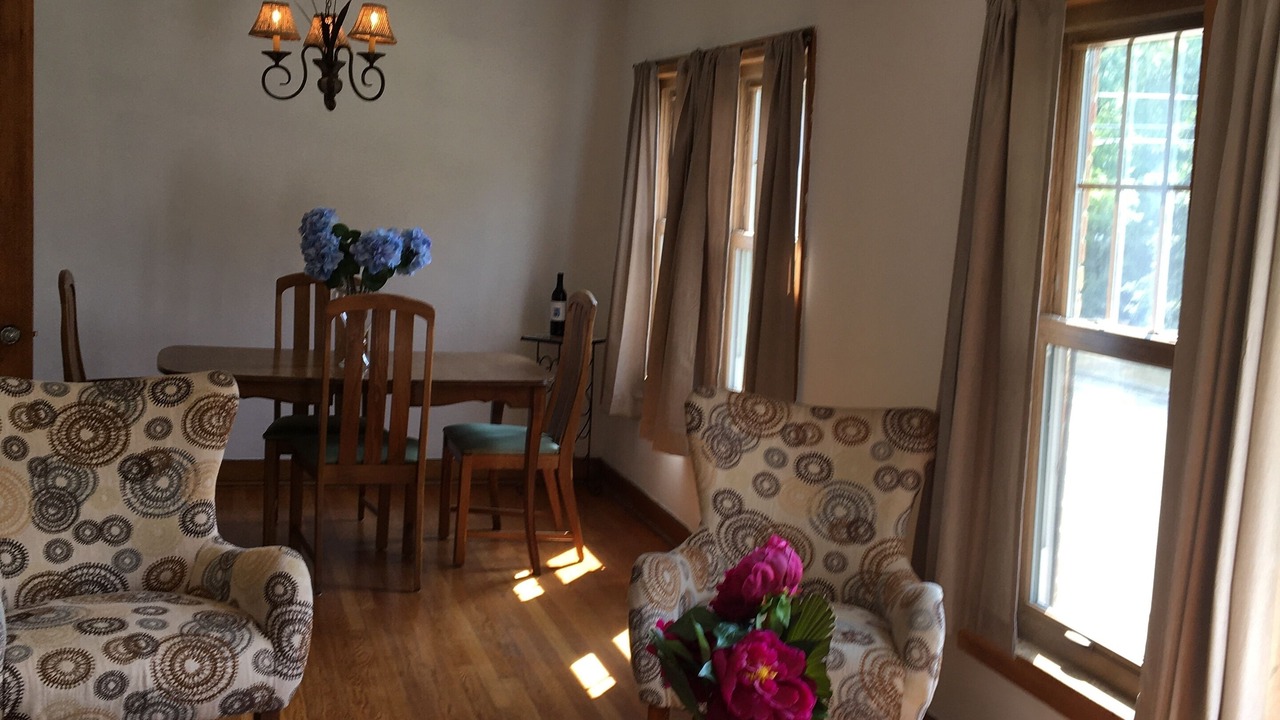 Photo of Livingroom in Western Springs