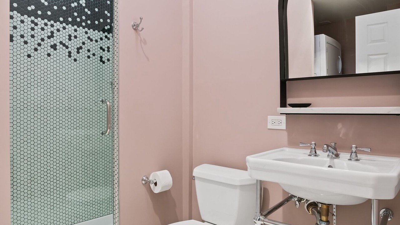 Photo of Bathroom in Park West
