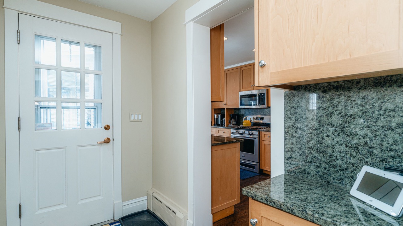 Photo of Bedroom in Rogers Park