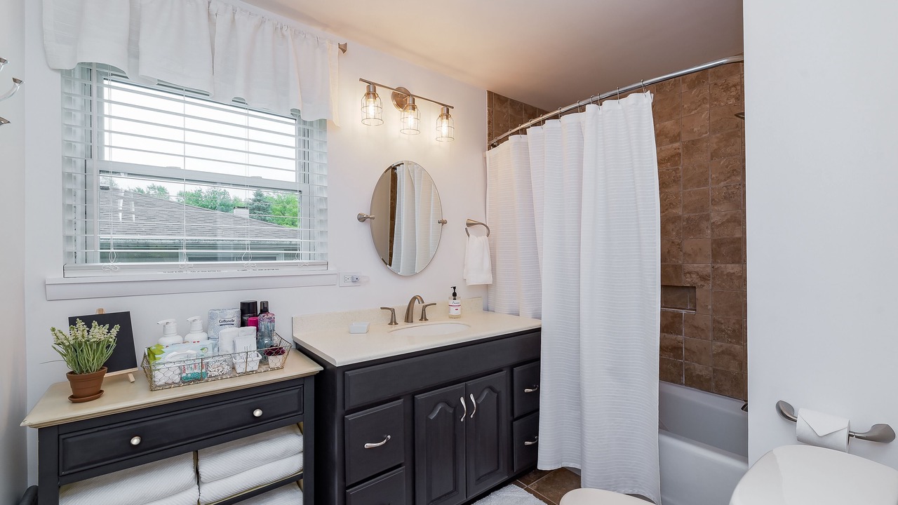 Photo of Bathroom in Wheaton