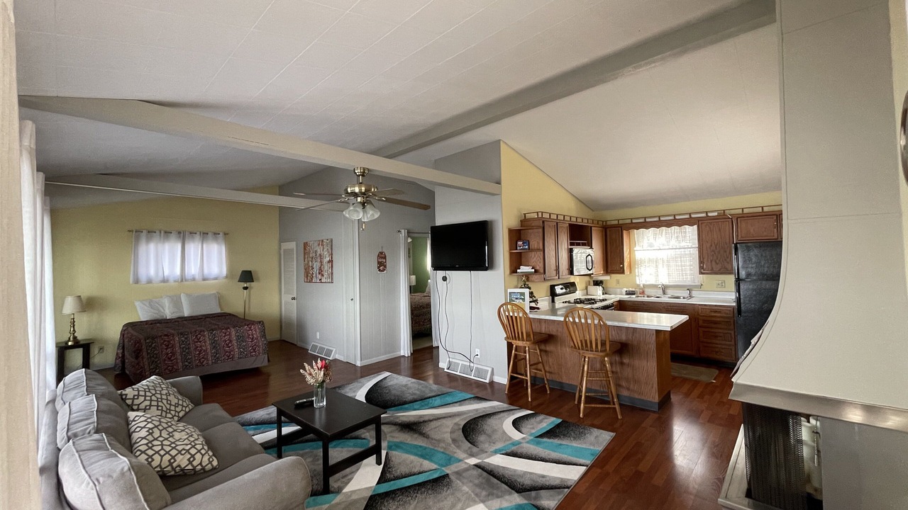 Photo of Livingroom in East Moline