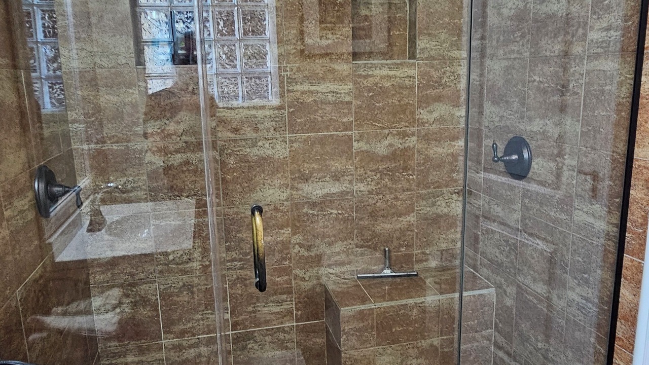 Photo of Bathroom in Grand Boulevard