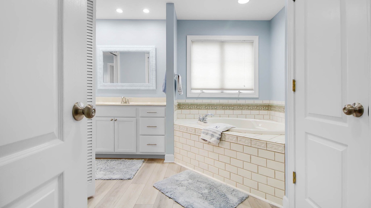 Photo of Bathroom in Wolf Creek