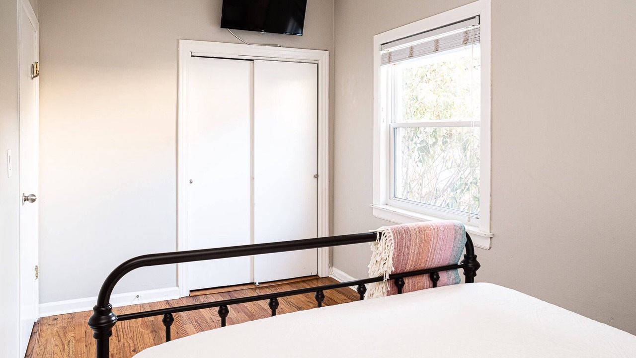 Photo of Bedroom in Park West