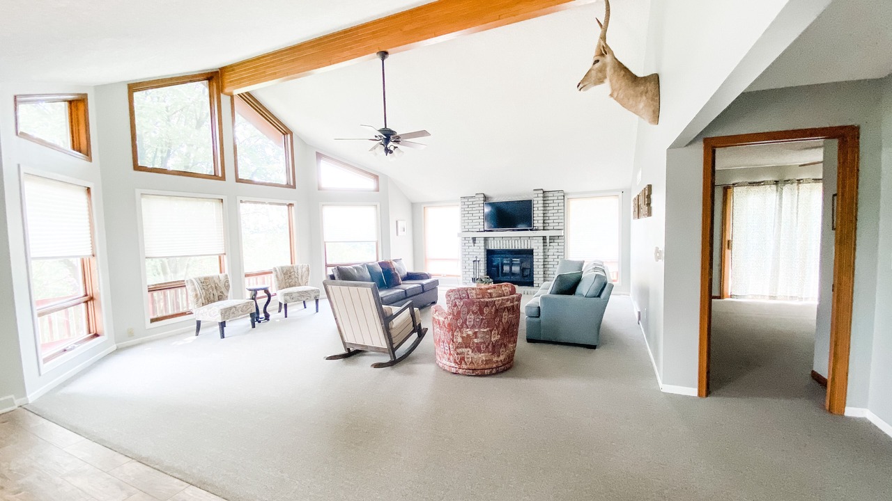 Photo of Livingroom in Elizabeth