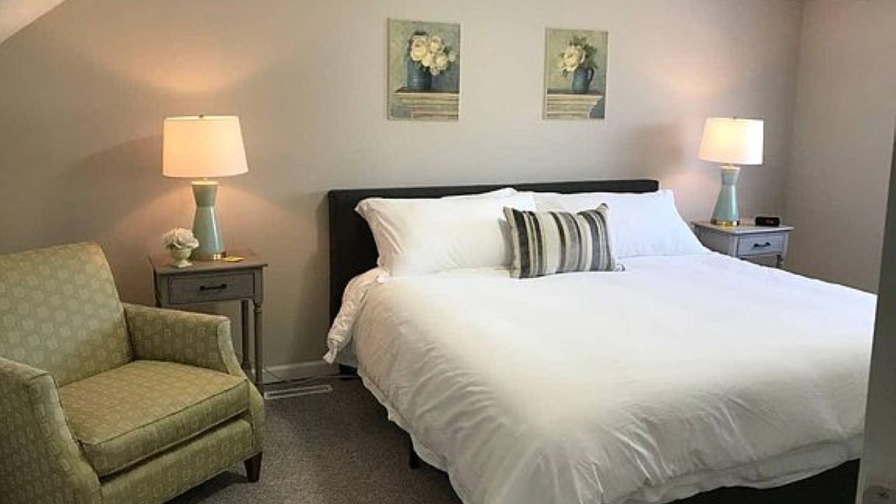 Photo of Bedroom in Libertyville