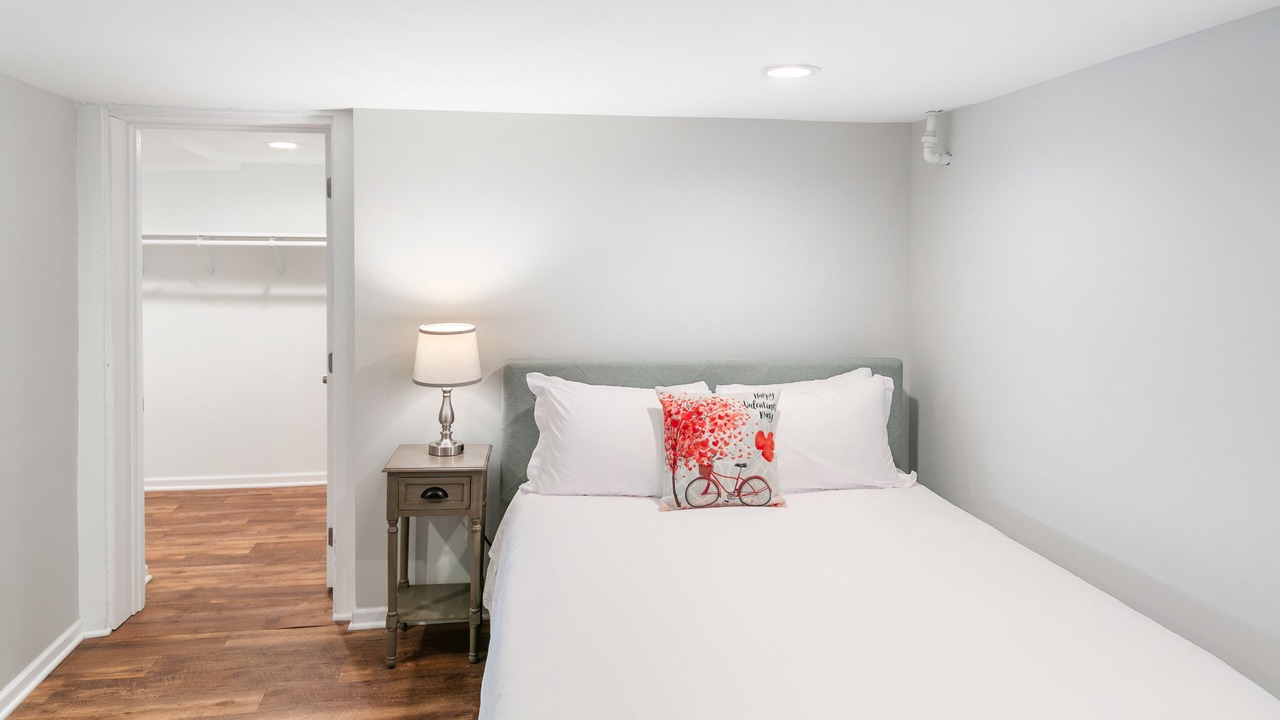 Photo of Bedroom in Libertyville