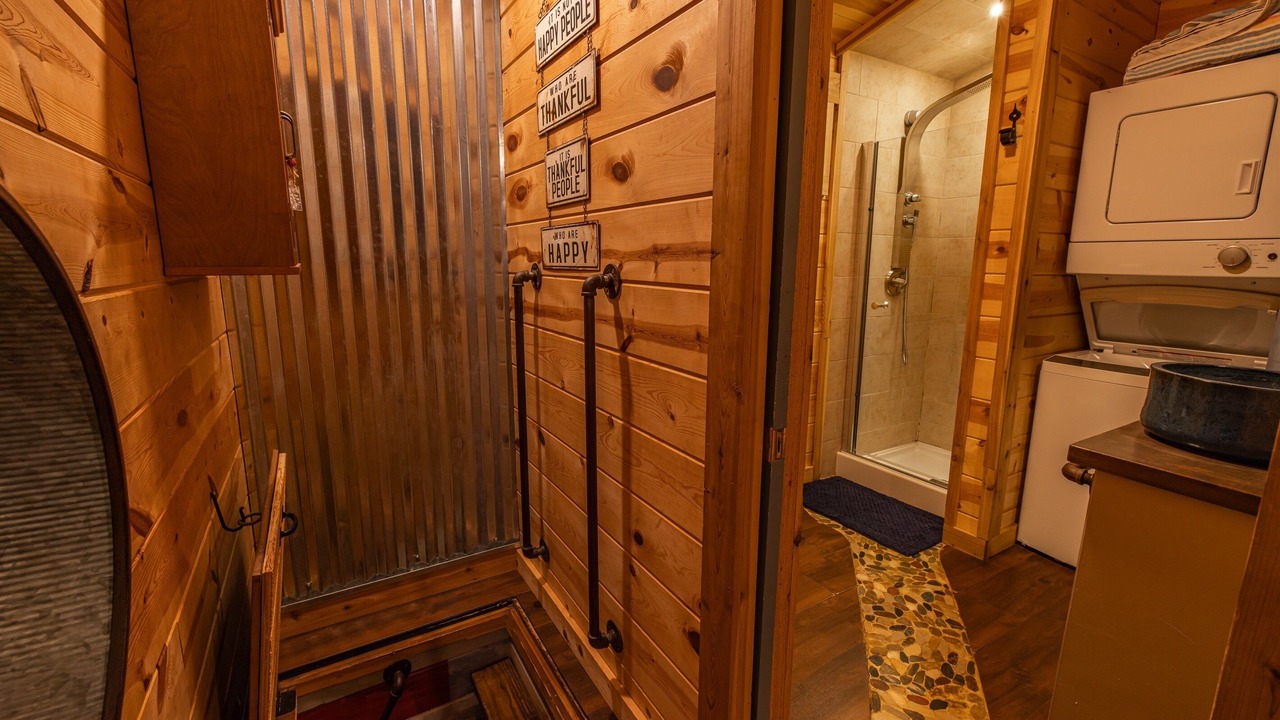 Photo of Bathroom in Goreville