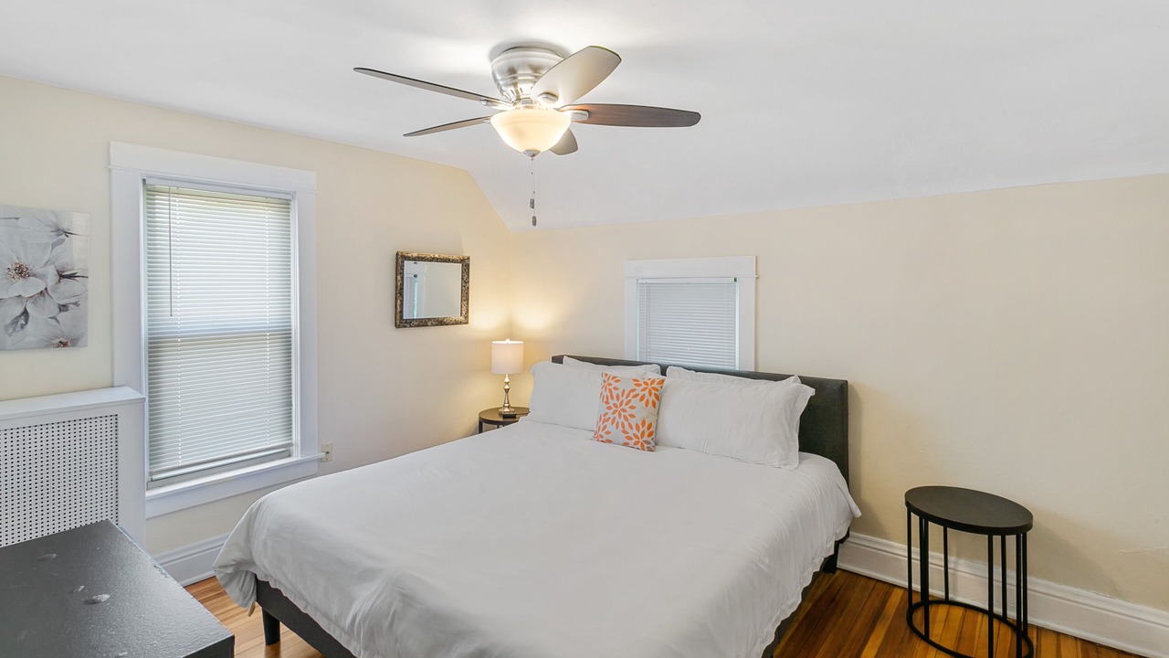 Photo of Bedroom in Libertyville
