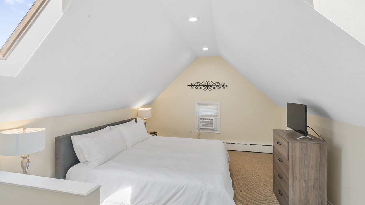 Photo of Bedroom in Libertyville